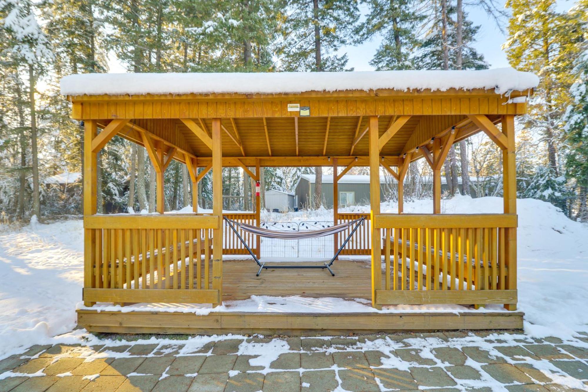 Columbia Falls Private Retreat Pool Table And Deck! Экстерьер фото