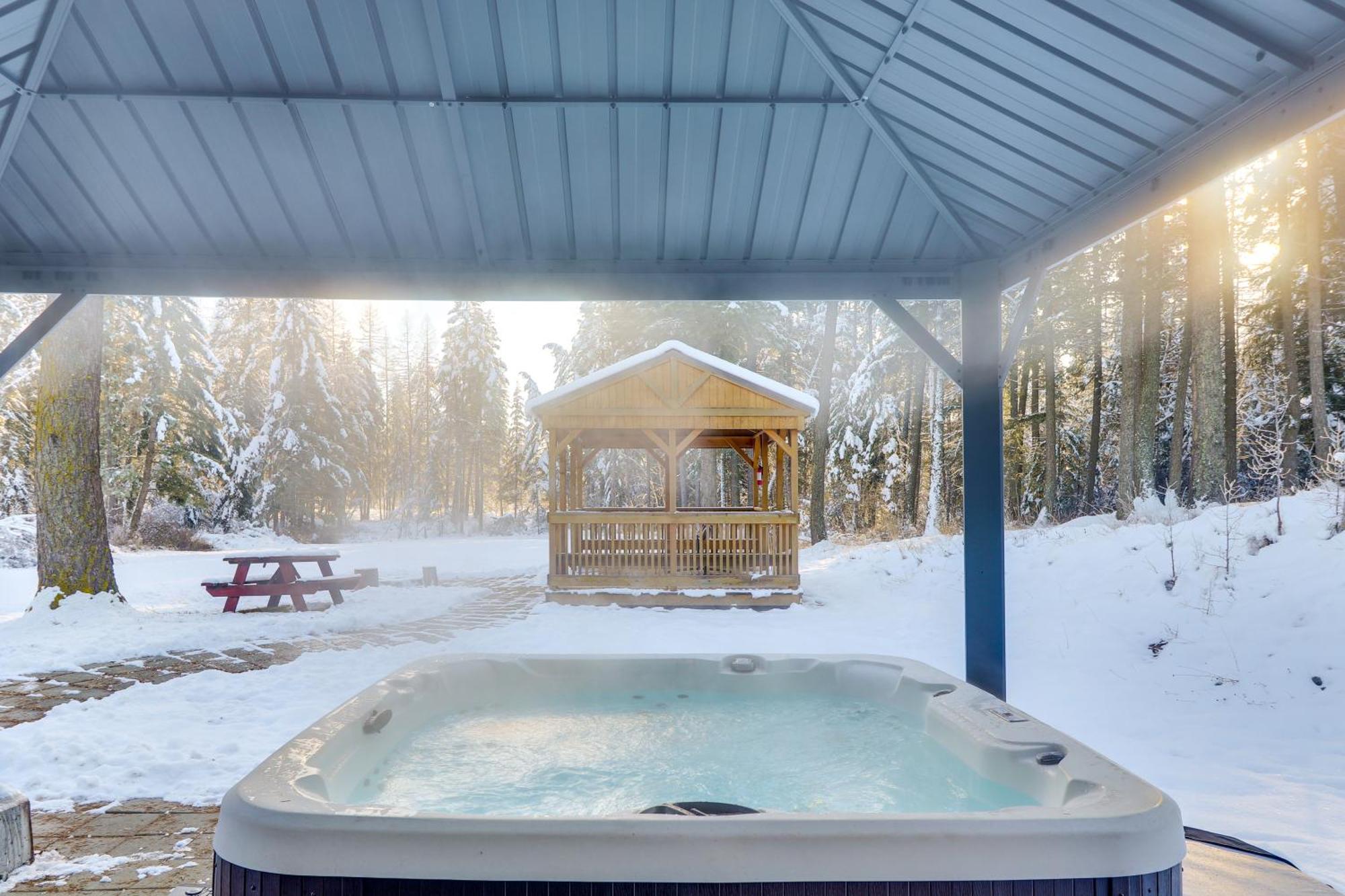 Columbia Falls Private Retreat Pool Table And Deck! Экстерьер фото