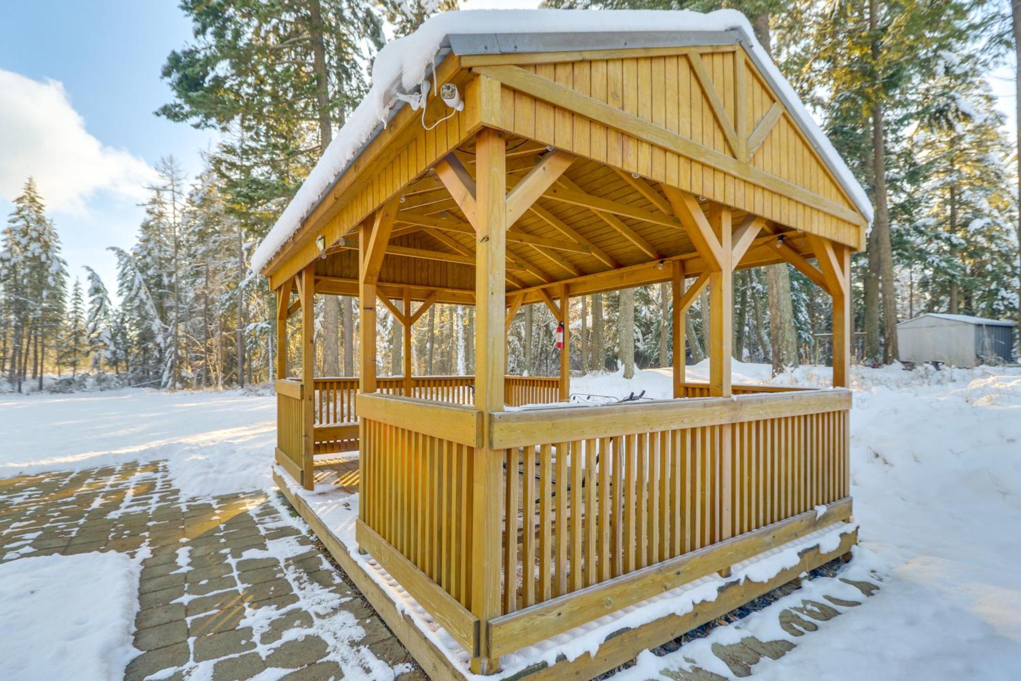 Columbia Falls Private Retreat Pool Table And Deck! Экстерьер фото